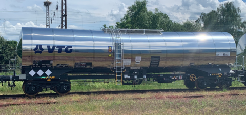 Silver tank wagon on track